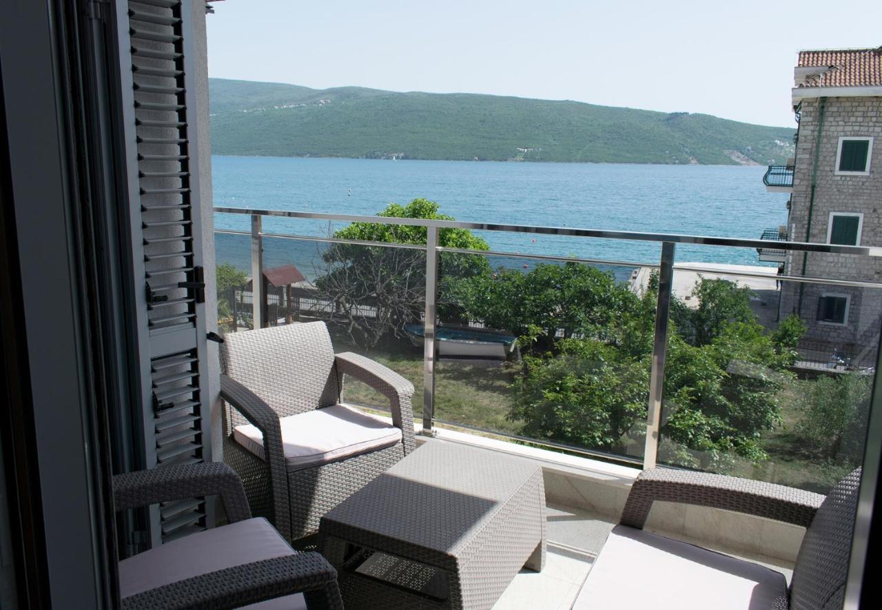 Apartments Admiral Herceg Novi Buitenkant foto