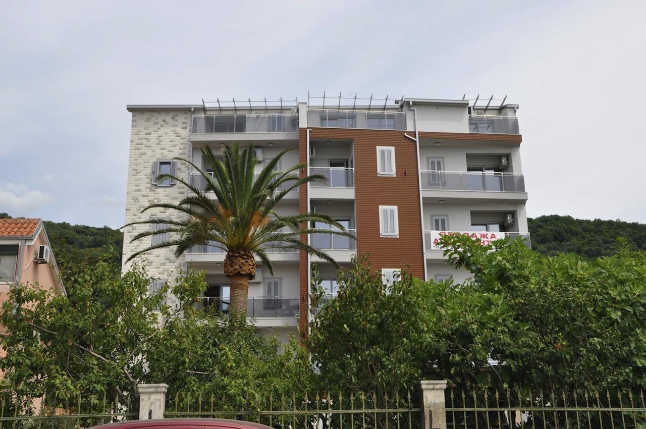Apartments Admiral Herceg Novi Buitenkant foto